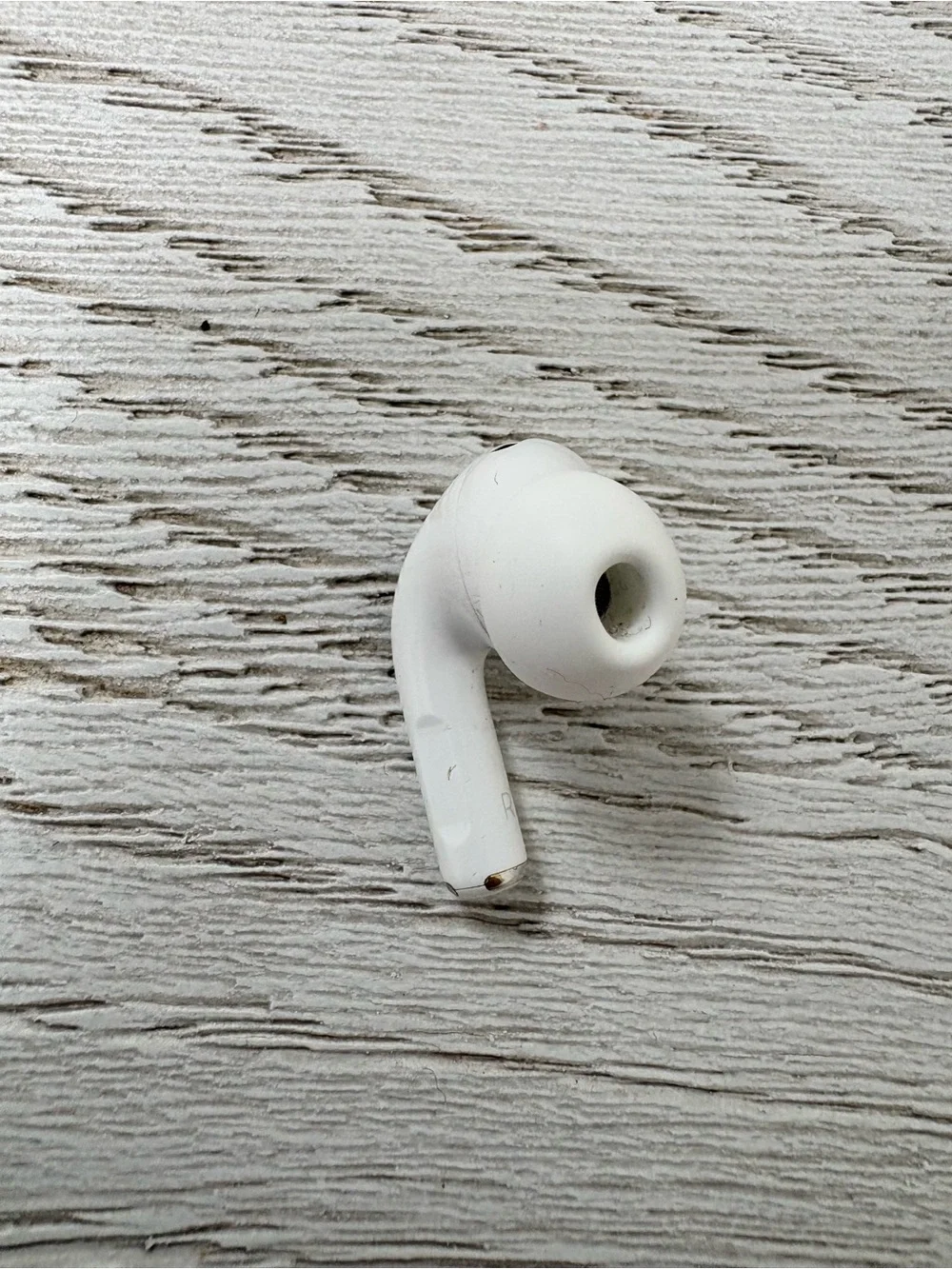 Apple AirPod pro 2nd gen usb,c Earbud Left Piece in White